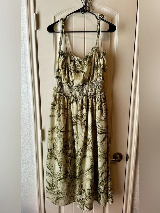 ARULA Olive Green and Cream Marble-Print Smocked Spring Party Flowy Midi Dress - Picture 1 of 10